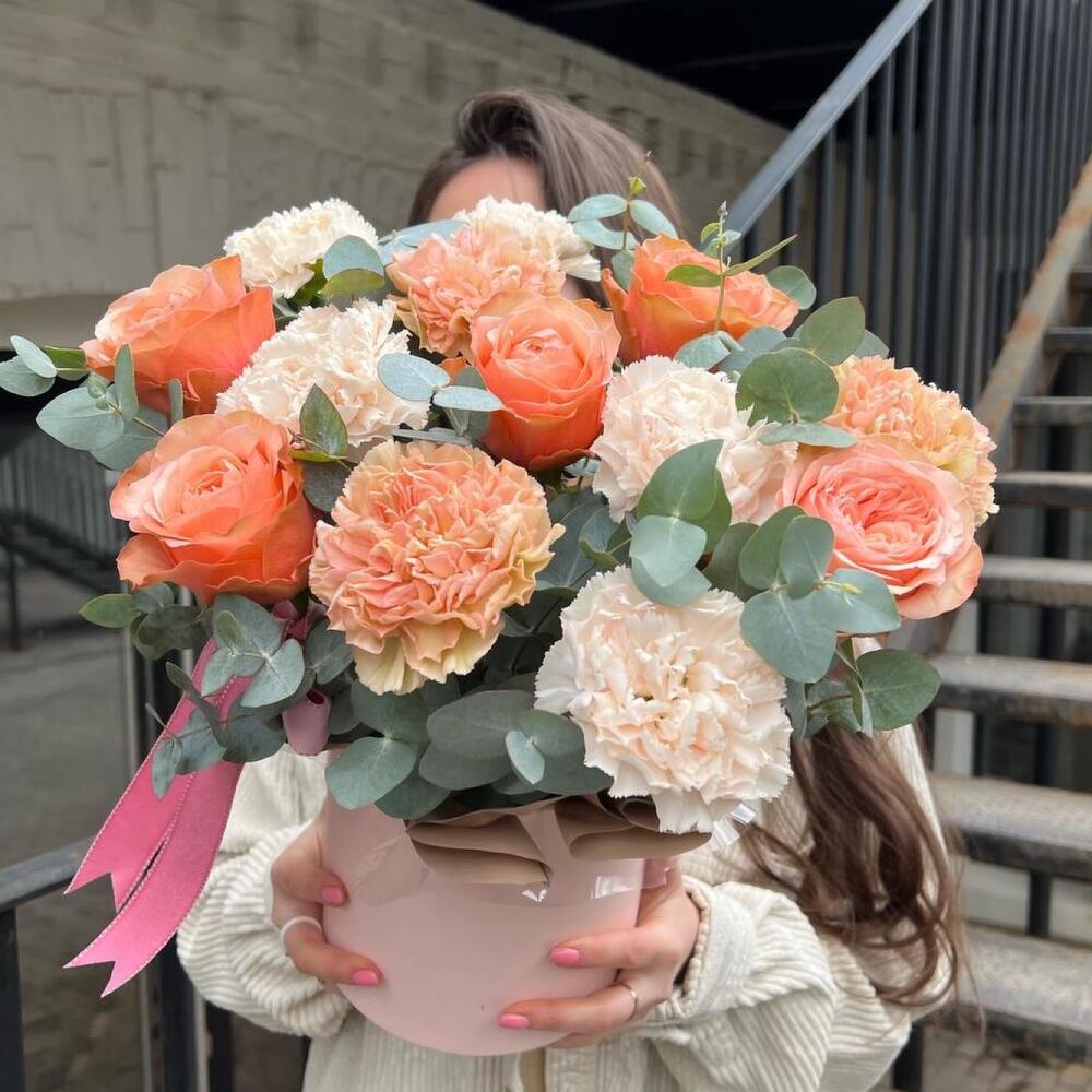 Цветы в коробке