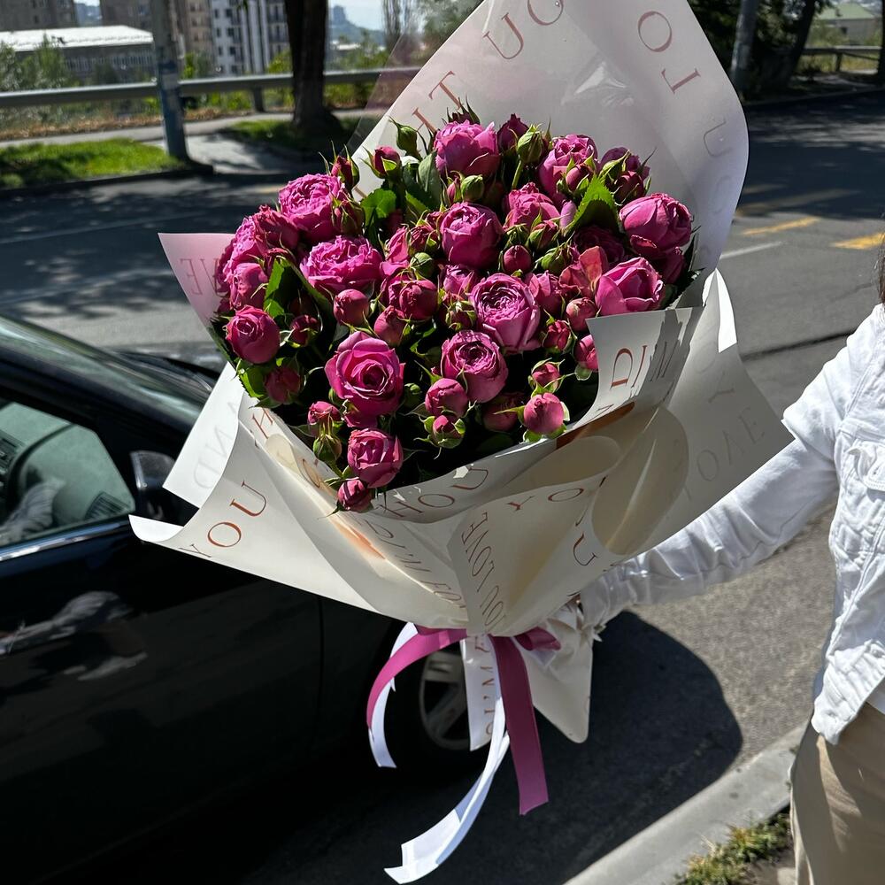 Букет из пионавидных роз